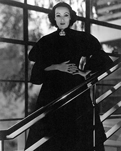 דולורס דל ריו מצטלמת במדרגות 1930 הוליווד זוהר 5 על 7 תמונה